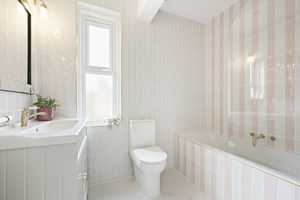 Photo 22- click for photo gallery